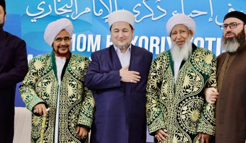 Bukhara, Uzbekistan, honours the Sheikh Abubakr Ahmad